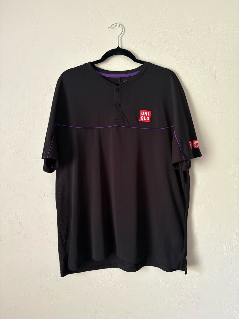 Uniqlo Men’s Black Henley Polo with Purple Trim Roger Federer collection